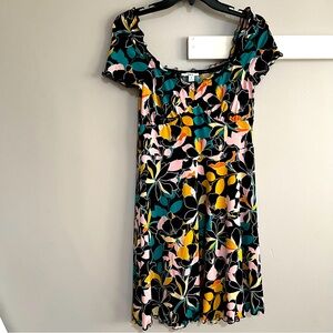 Pre owned women’s floral print mini dress M